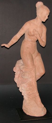 Skulptur der „Schwebenden Göttin“ von Hanna Cauer, um 1935; Kolorierte Gipsskulptur - Arbeitsmodell 